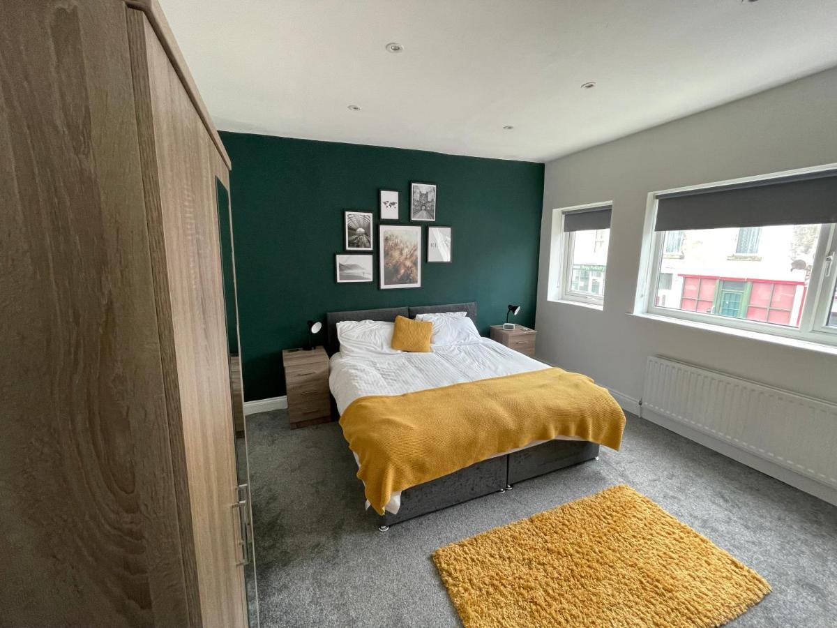 Durham 3 Bedroom House With Parking Exterior photo